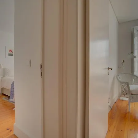 아파트 Tracey & Neill's Place In Principe Real *